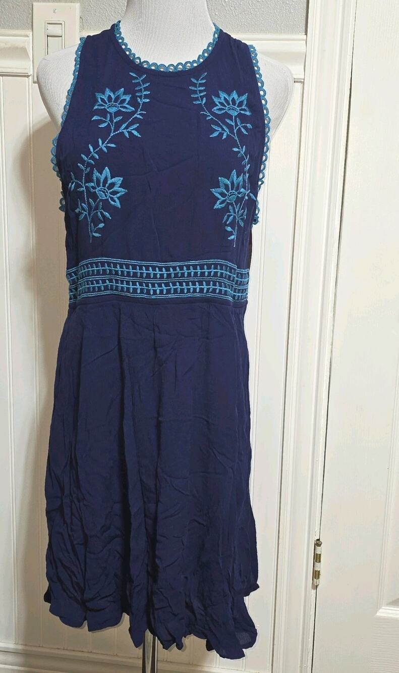 Xhilaration NWT Lace Embroidered Florals Party Dress Size XL Blues